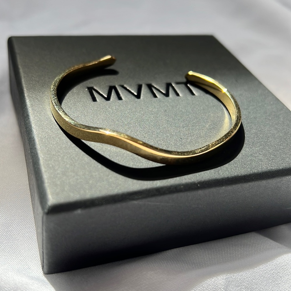 MVMT WAVE CUFF - GOLD